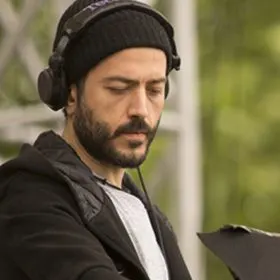 BARIŞ K. — KiKi Cihangir'de çalan DJ
