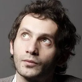 ALPER BAHÇEKAPILI — KiKi Cihangir'de çalan DJ