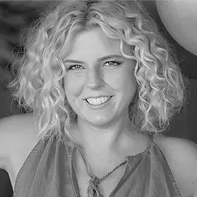 ASU MARO — KiKi Cihangir'de çalan DJ