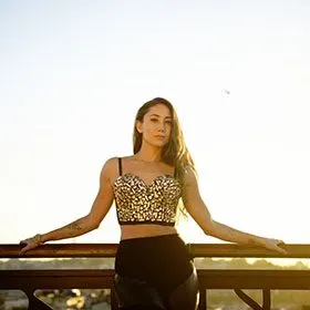ELİF TANVERDİ — KiKi Cihangir'de çalan DJ
