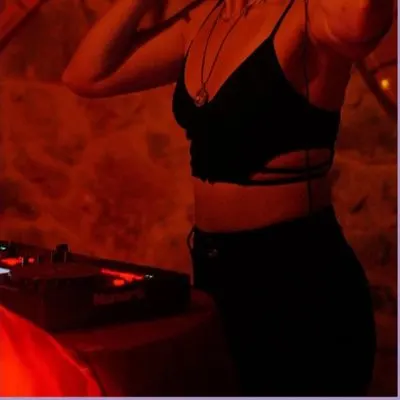 NİLAY — KiKi Cihangir'de çalan DJ