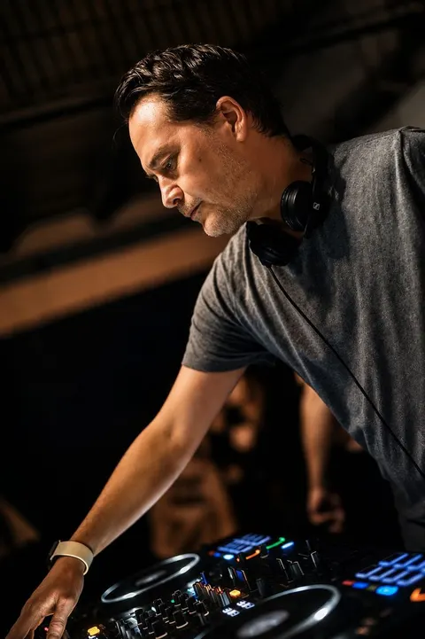 FUCHS — KiKi'de çalan DJ
