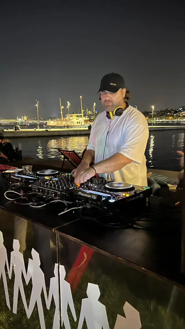 SAYGUN — KiKi Cihangir'de çalan DJ