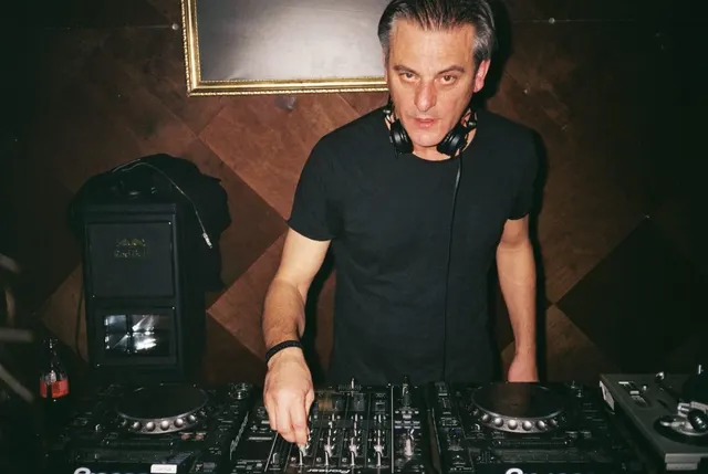FEVZEE — KiKi Cihangir'de çalan DJ