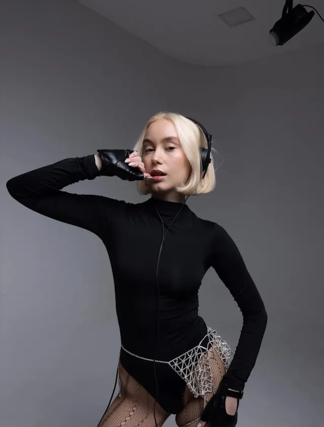 EMILY — KiKi Cihangir'de çalan DJ